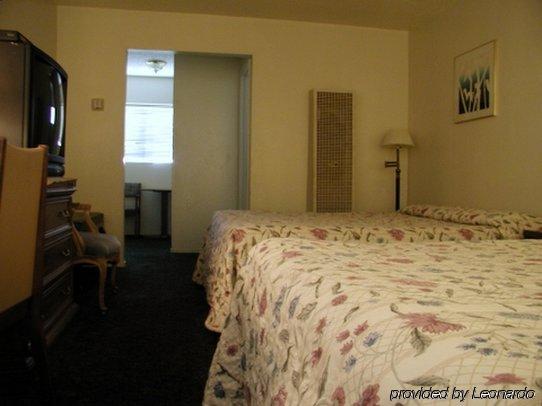 Cedar Inn & Suites South Lake Tahoe Oda fotoğraf