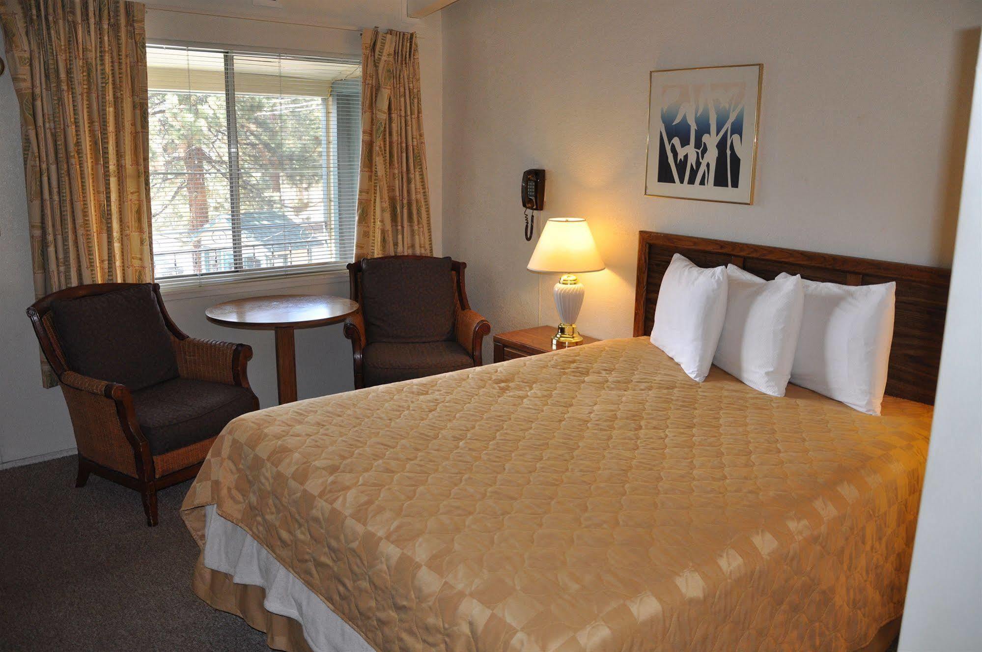 Cedar Inn & Suites South Lake Tahoe Dış mekan fotoğraf